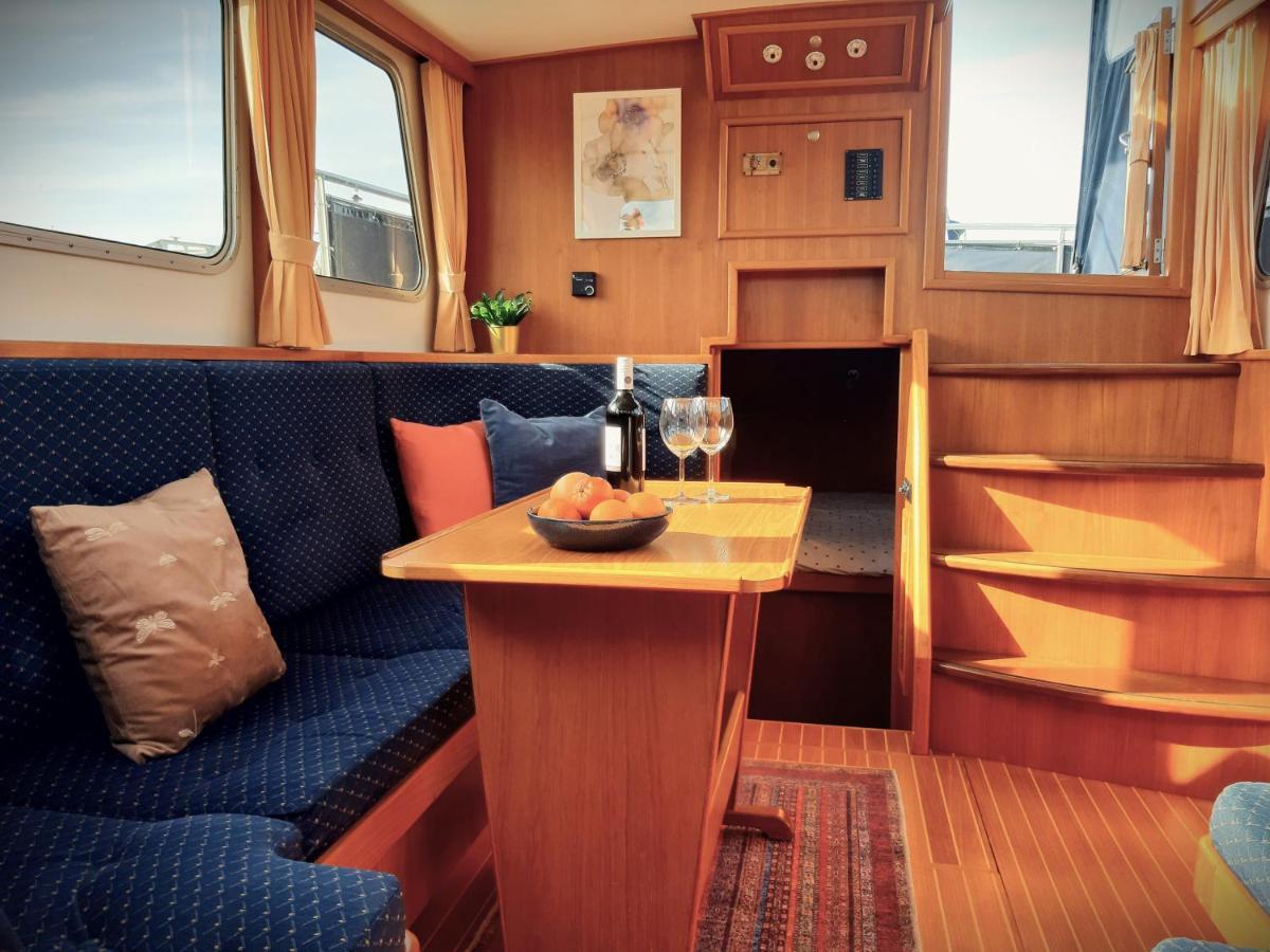 מלון אמסטרדם Motor Yacht Amazone מראה חיצוני תמונה