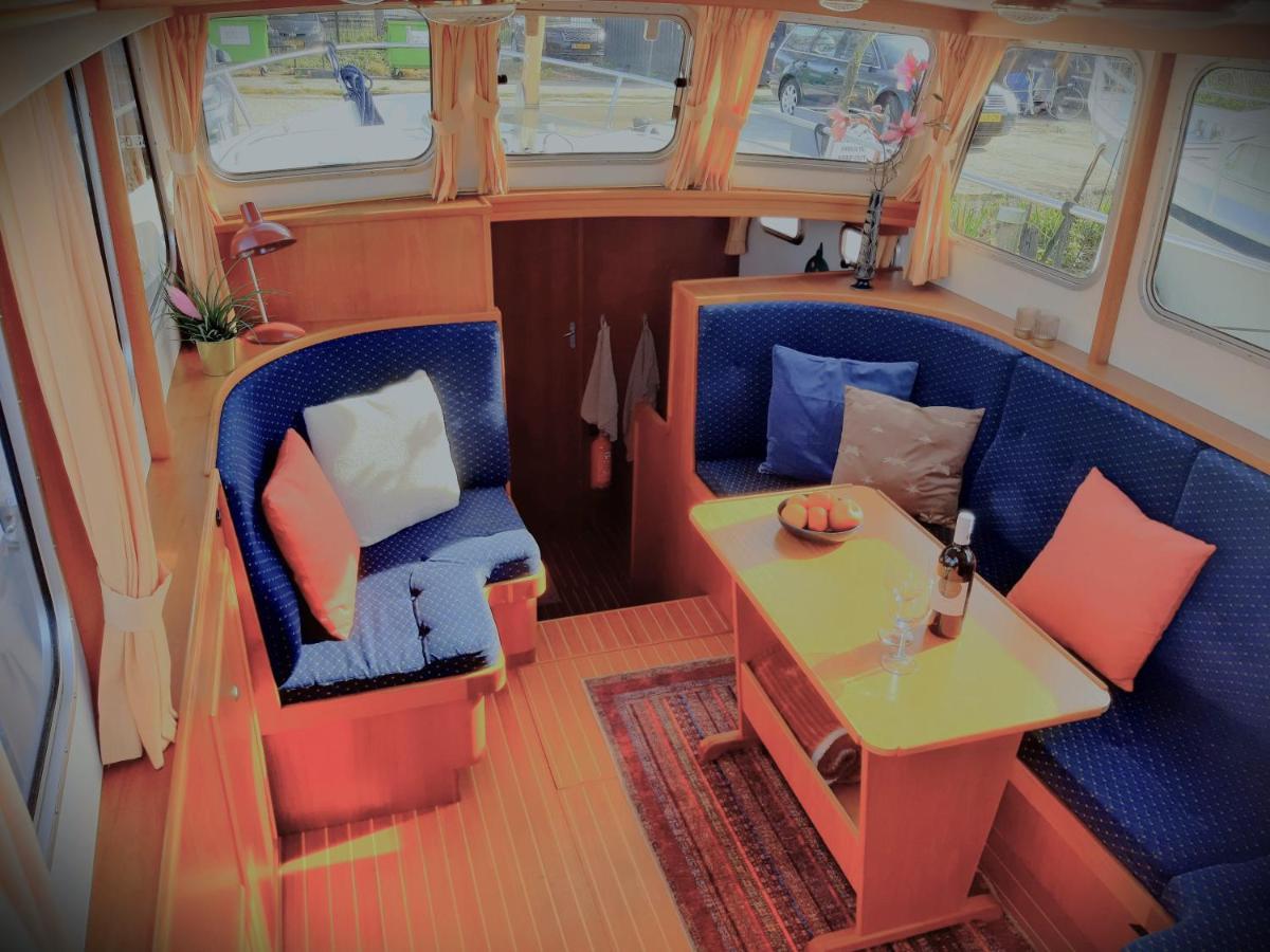 מלון אמסטרדם Motor Yacht Amazone מראה חיצוני תמונה